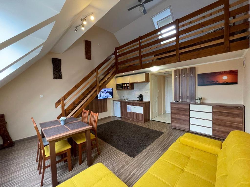 Gyulai Brill Apartman Dış mekan fotoğraf