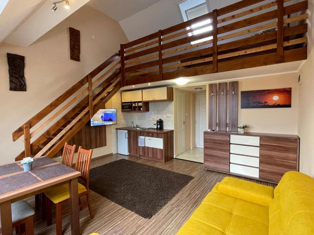 Gyulai Brill Apartman Dış mekan fotoğraf