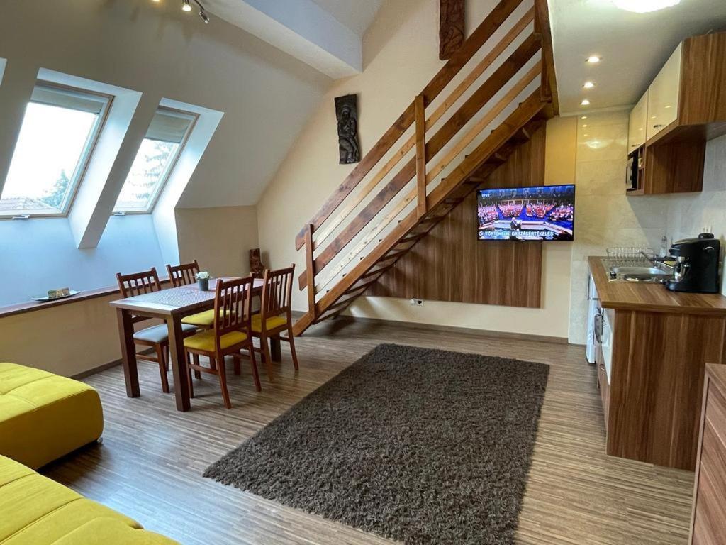 Gyulai Brill Apartman Dış mekan fotoğraf