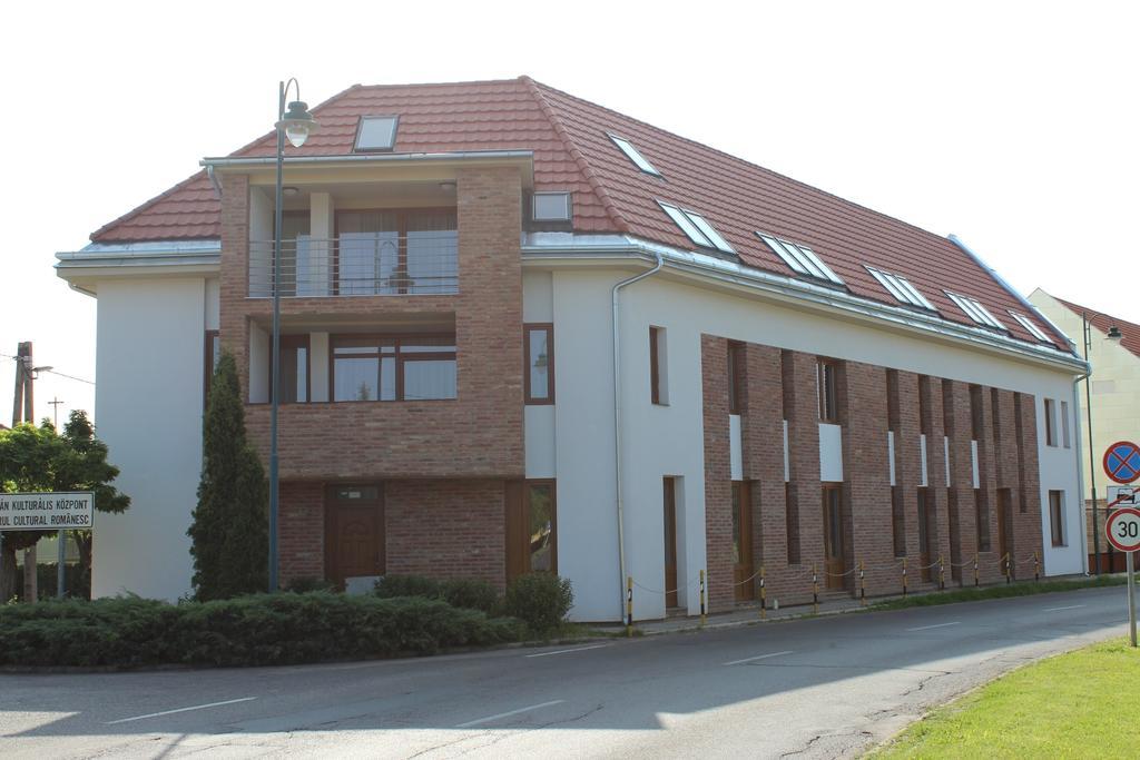 Gyulai Brill Apartman Oda fotoğraf