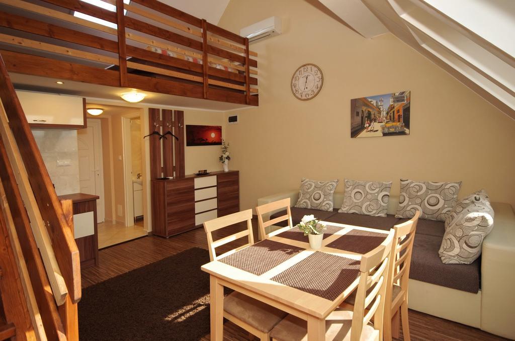 Gyulai Brill Apartman Dış mekan fotoğraf