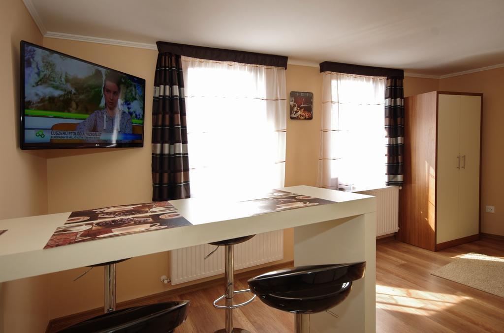 Gyulai Brill Apartman Dış mekan fotoğraf
